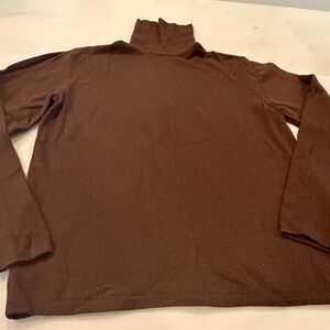 Henri Bendel 100% wool turtleneck sweater